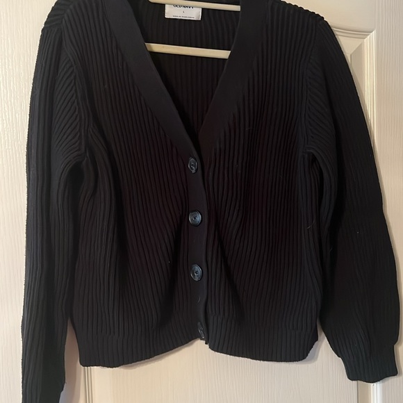 Old Navy black cardigan - Picture 2 of 4